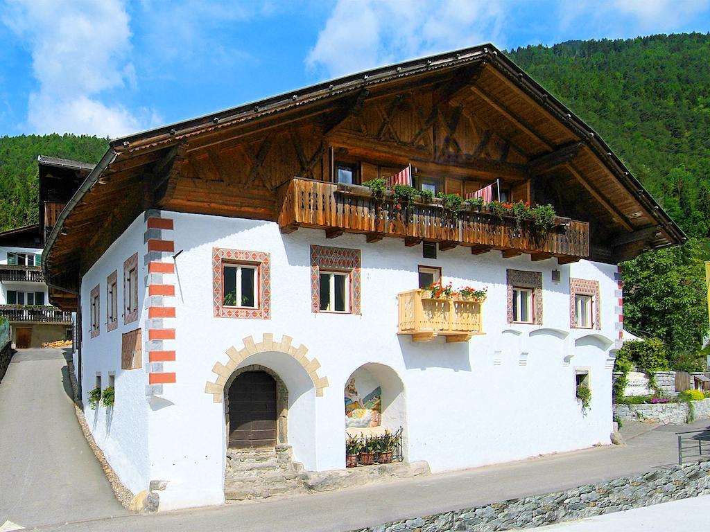 Oberwirtshof Hotel Rifiano Exterior photo